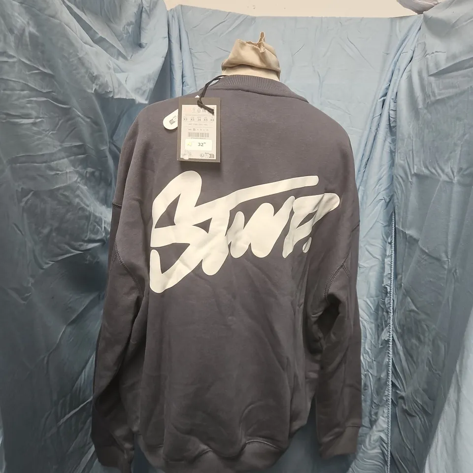 STDW DARK GREY CREWNECK SWEATSHIRT – SIZE XS (EU/US XS) – BACK GRAPHIC