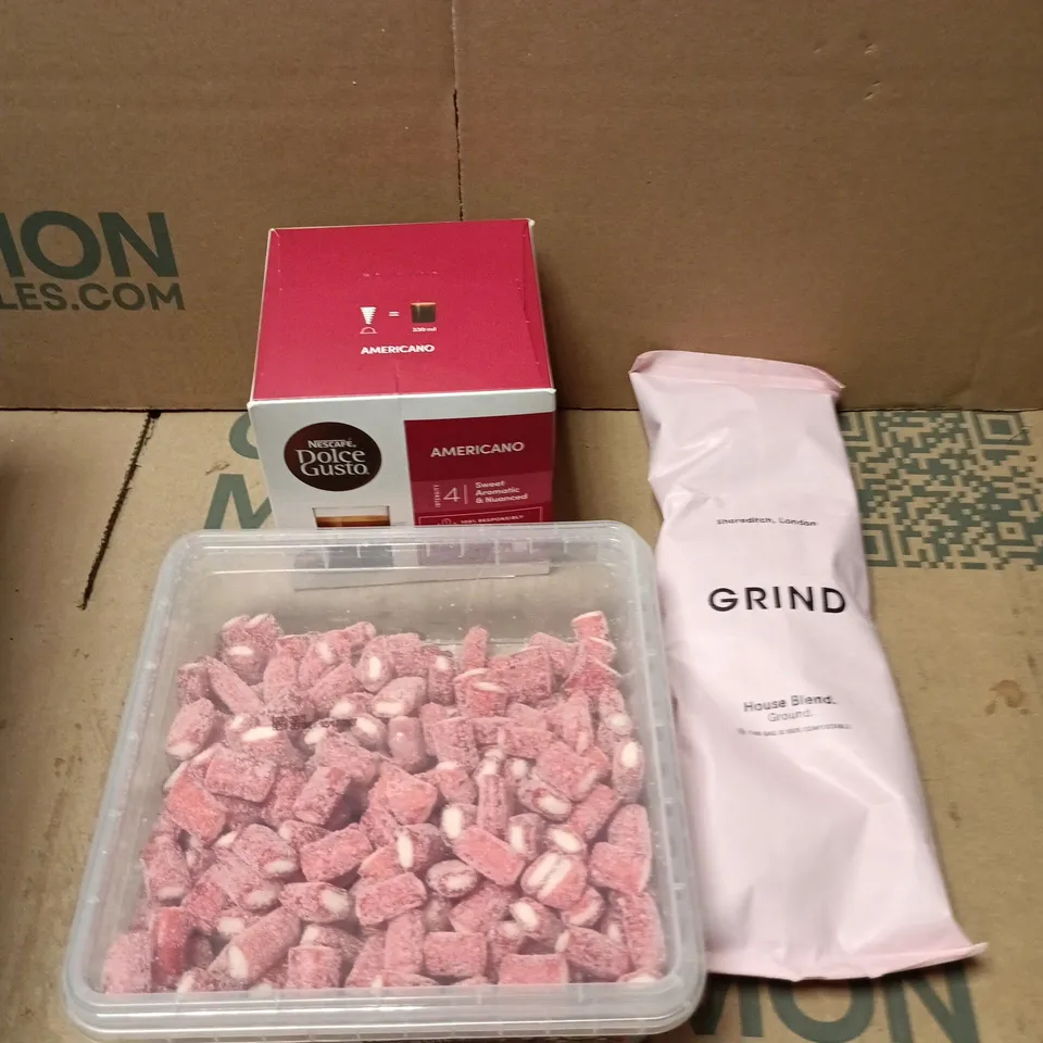 APPROXIMATELY 5 ASSORTED FOOD/DRINK PRODUCTS TO INCLUDE PENCIL SWEETS, GRIND COFFEE, DOLCE GUSTO ETC 