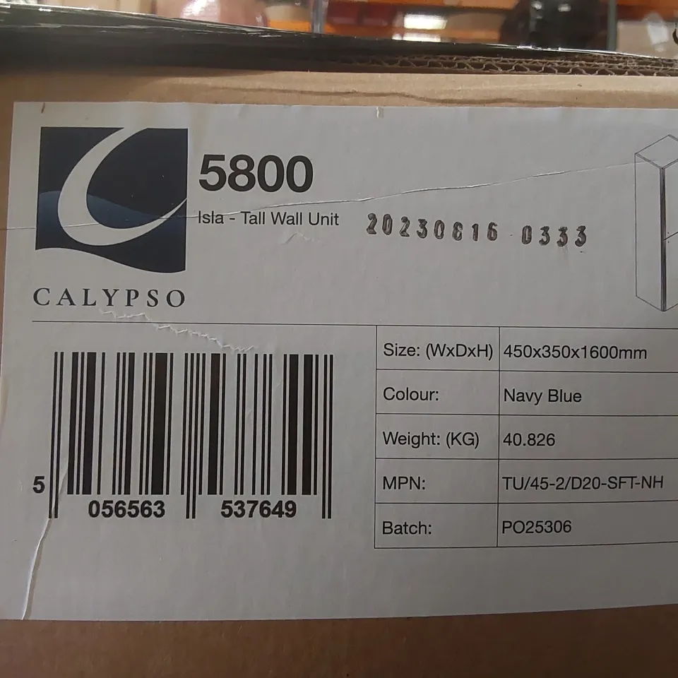 PALLET CONTAINING A LARGE QUANTITY OF BATHROOM FURNITURE PARTS INCLUDING: CALYPSO WALL UNIT CARCASSES ECT