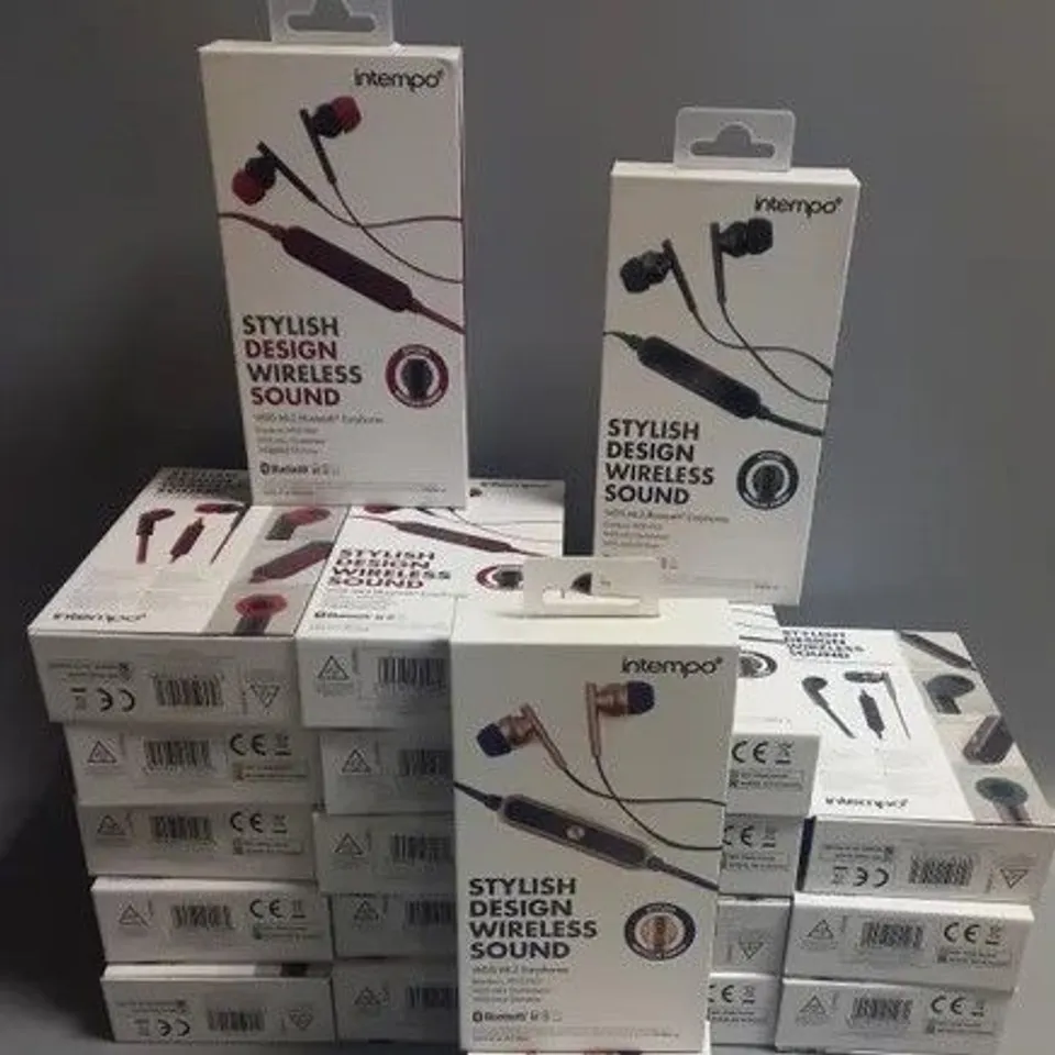LOT OF APPROXIMATELY 20 BOXED IN EAR EAR PHONES 3 COLOURS
