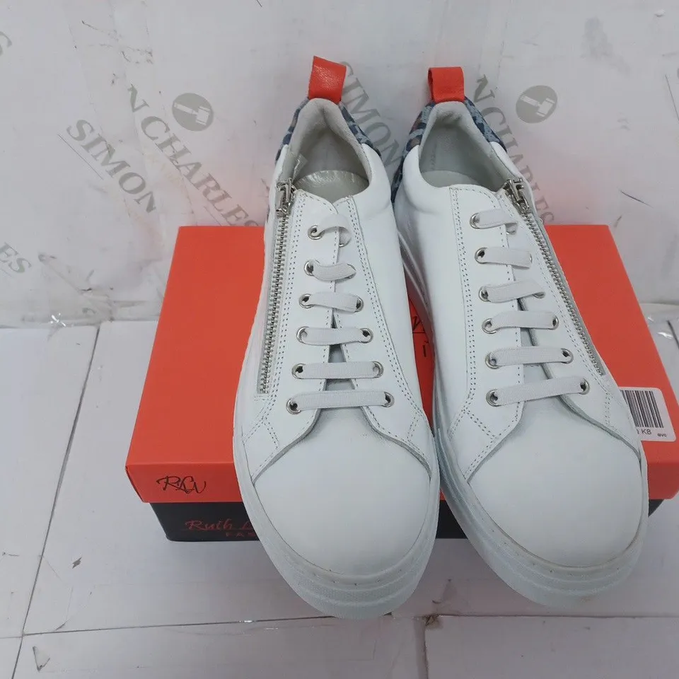 BOXED PAIR OF RUTH LANGSFORD TRAINERS IN WHITE/BLUE SIZE 8 