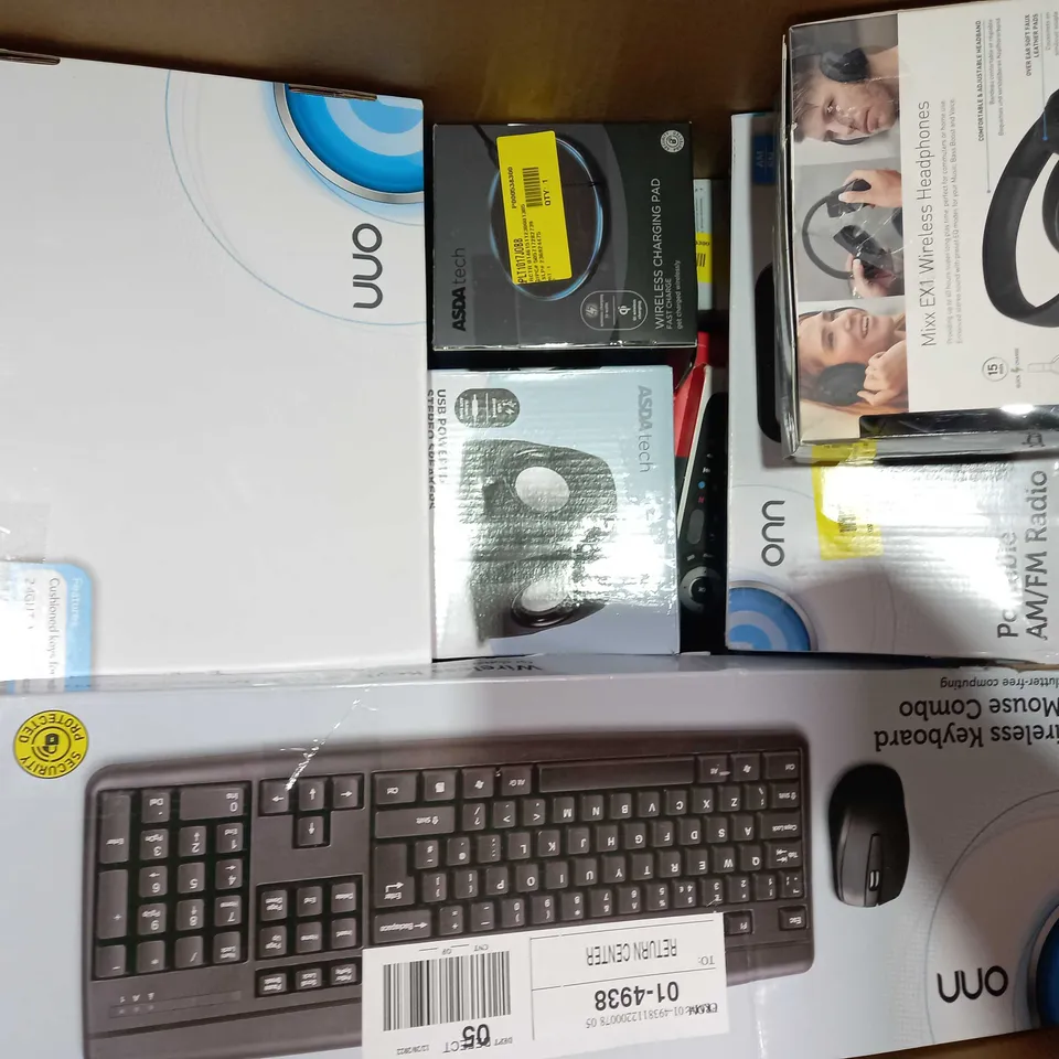 BOX OF APPROXIMATELY 20 ASSORTED ELECTRICAL ITEMS TO INCLUDE ONN LANDLINE PHONE, JUICENOTE XL SPEAKER, ASDA TECH OPTICAL CABLE, ETC