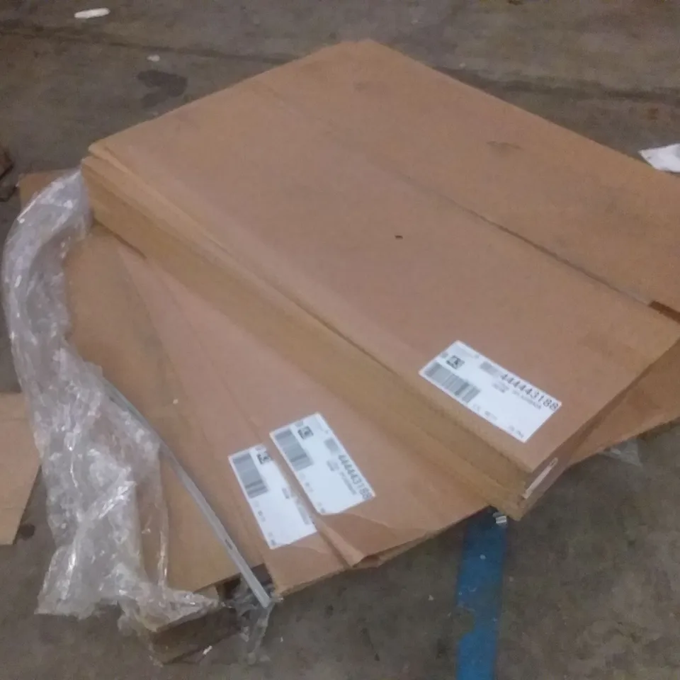 PALLET OF APPROXIMATELY 14 GLEN DIMPLEX 110CM SPLASHBACKS - CREAM