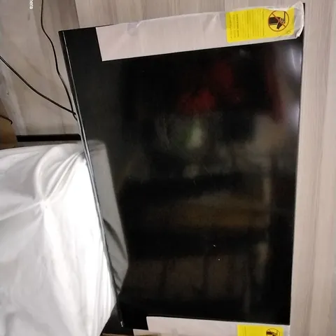 HISENSE ROKU TV 4K HDR SMART TV R7 SERIES 50"