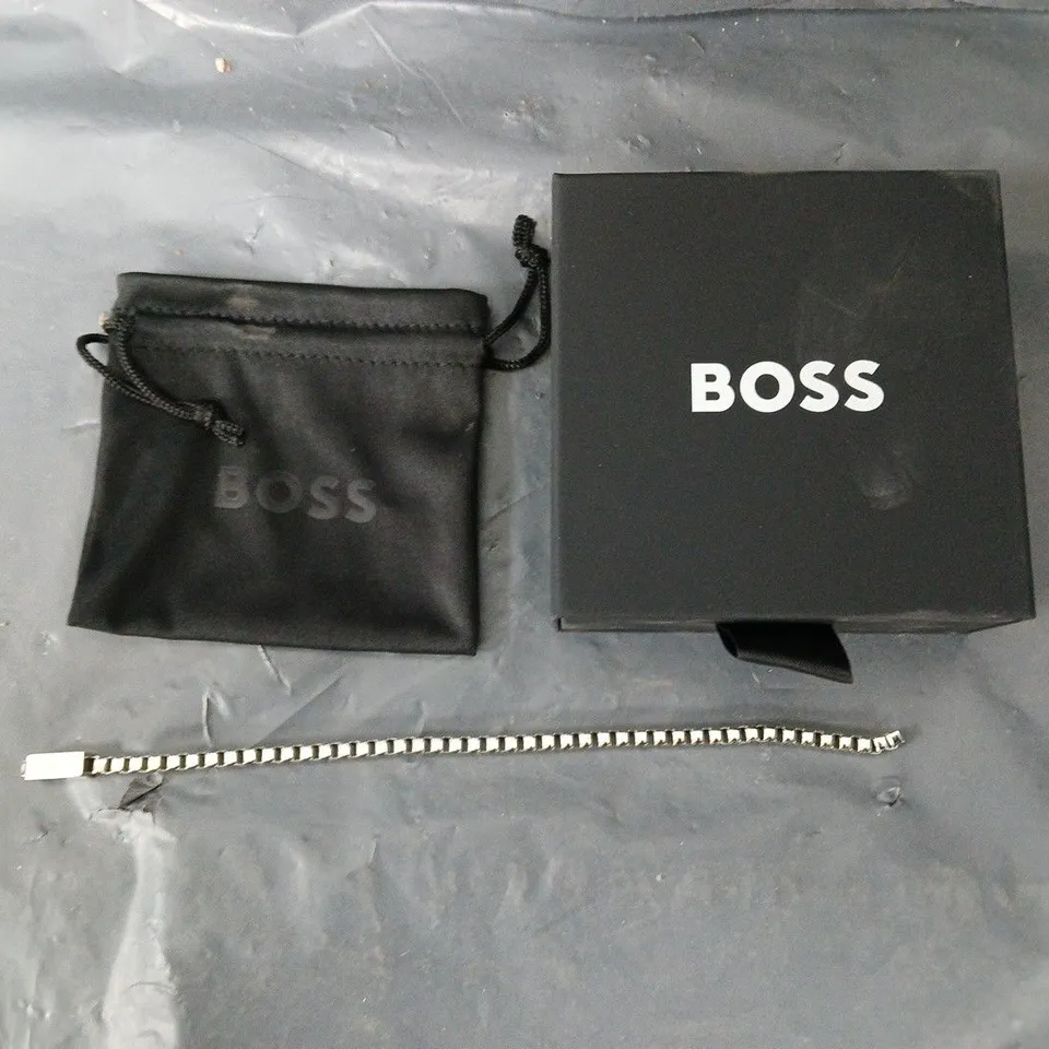 HUGO BOSS CARTER CHAIN BRACELET - BOXED 