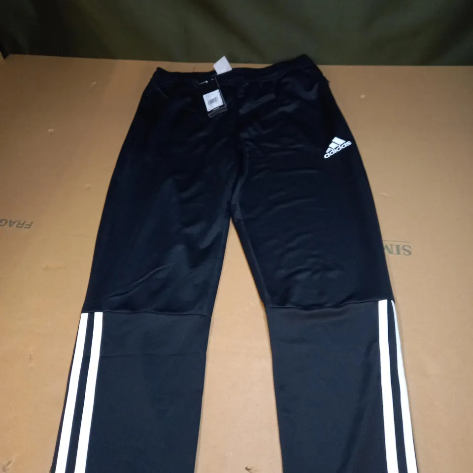 MENS ADIDAS TRACKIE BOTTOMS SIZE UNSPECIFIED
