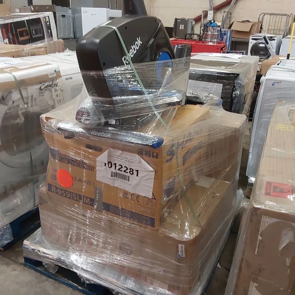 PALLET OF APPROXIMATELY 4 UNPROCESSED RAW RETURN HOUSEHOLD AND ELECTRICAL GOODS TO INCLUDE;