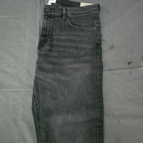RIVER ISLAND SKINNY JEANS IN RUSTIC BLACK SIZE 32/30