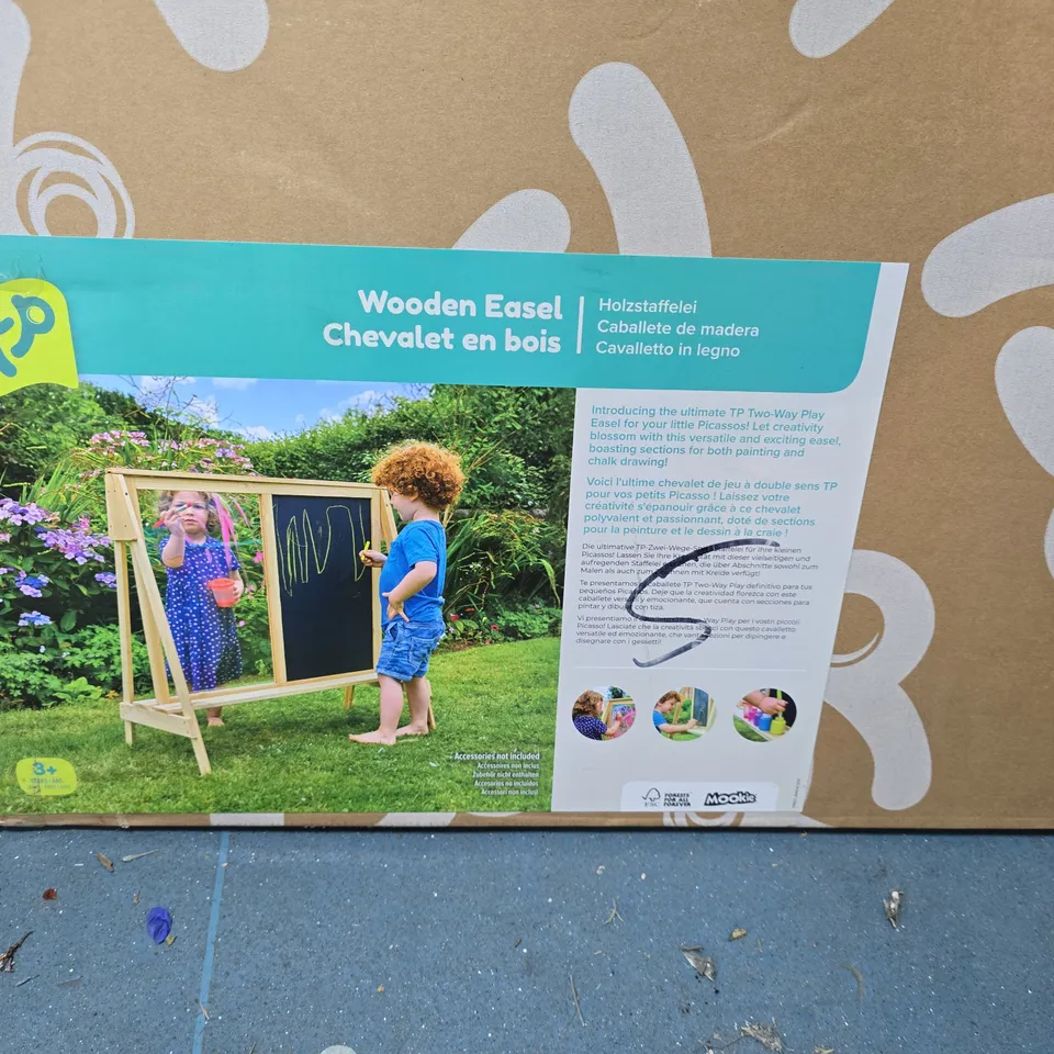BOXED TP 2-WAY WOODEN EASEL ( 1BOX)