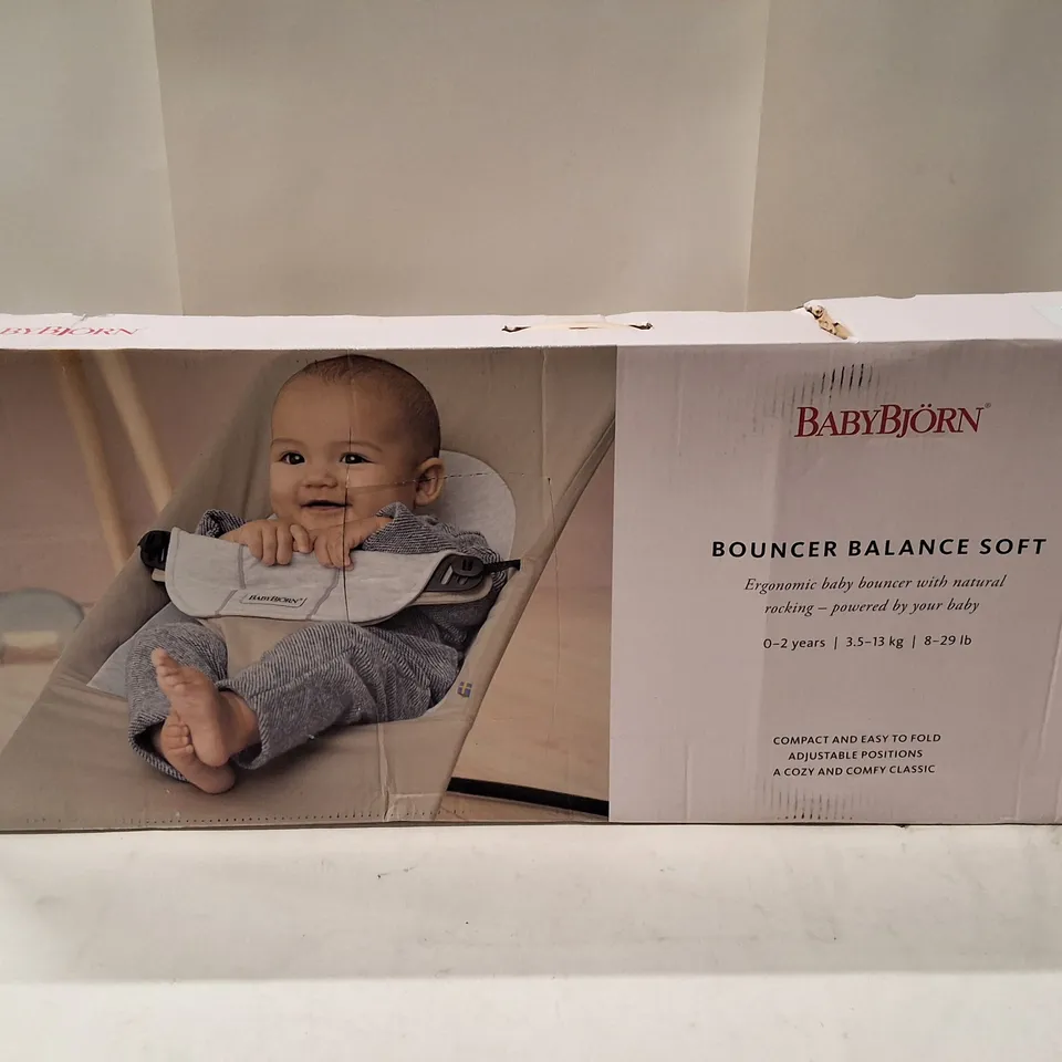 BabyBjörn Bouncer Balance Soft – Boxed