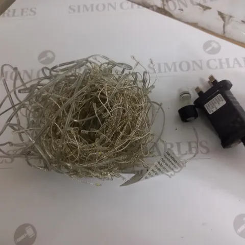 JOHN LEWIS PURE WHITE LEDS ON SILVER WIRE (640 COUNT)