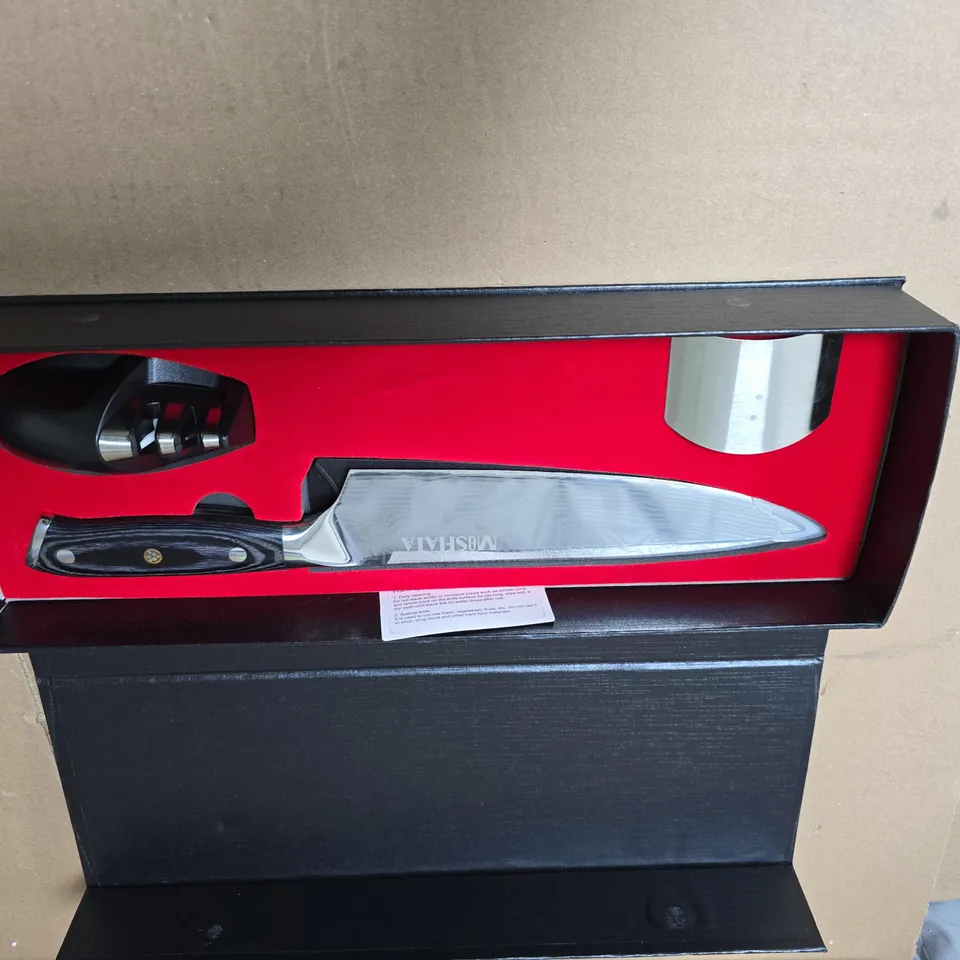 MOSHIA CHEF KNIFE WITH DAMASCUS-PATTERN BLADE – BLACK HANDLE, BOXED