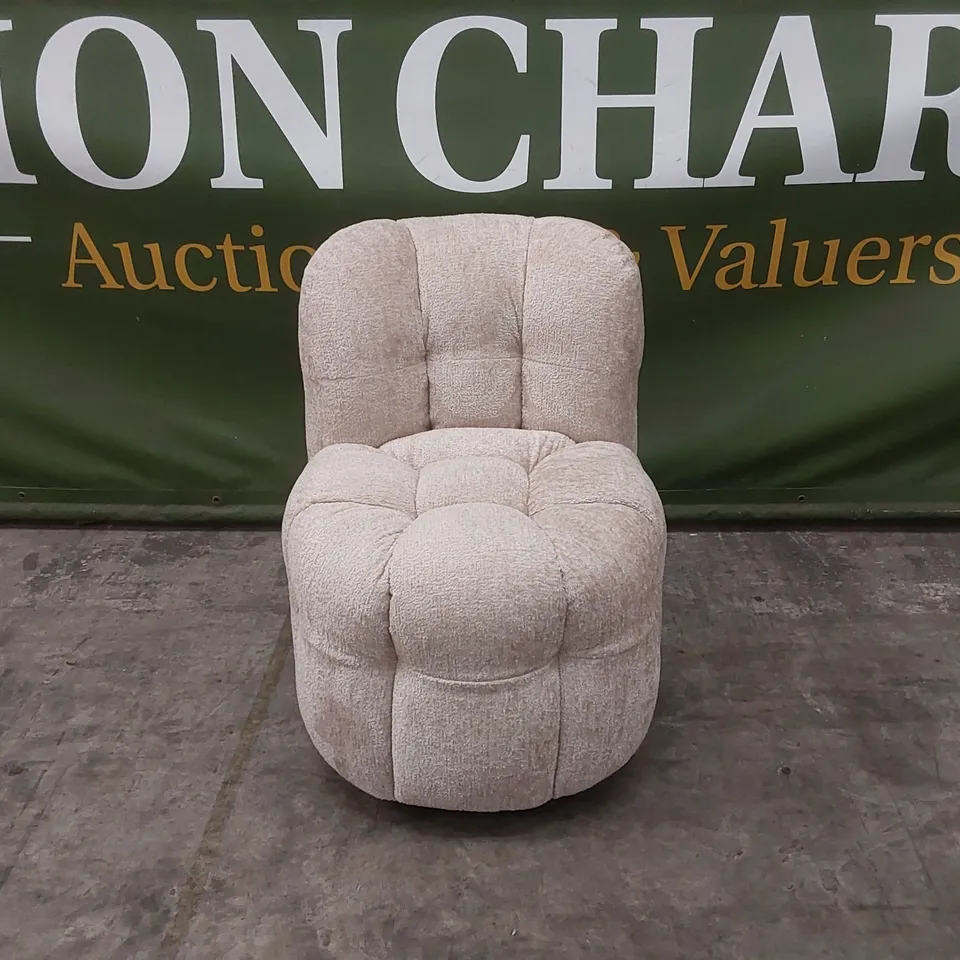 QUALITY DESIGNER BUMPER CIRCA GLAM FABRIC DINING CHAIR ON WHEELS - SAND