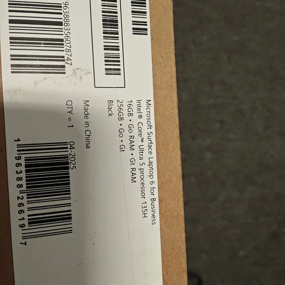 MICROSOFT SURFACE LAPTOP 6 IN BLACK MODEL 2033