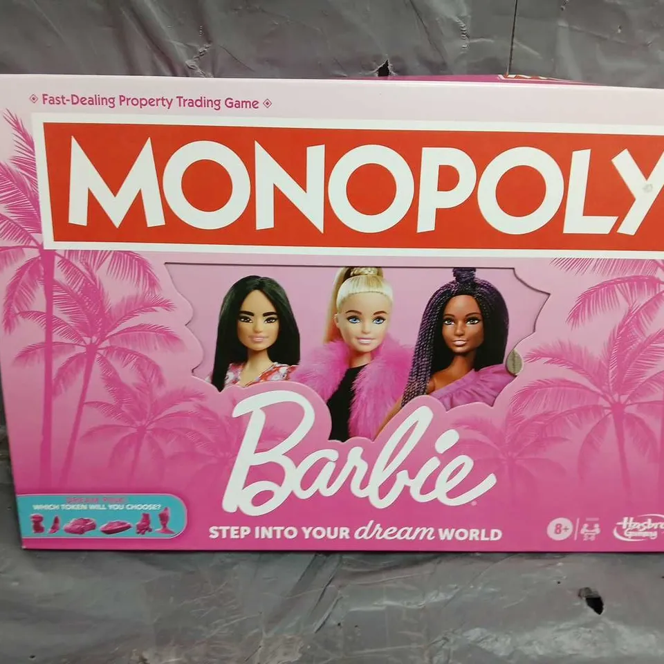 BOXED MONOPOLY BARBIE BOARD GAME  RRP £29.99