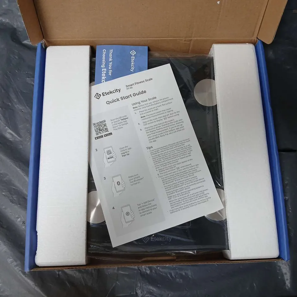 BOXED ETEKCITY SMARTFITNESS SCALE FIT8S