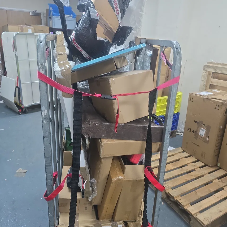 CAGE OF ASSORTED HOUSEHOLD ITEMS TO INCLUDE MIRROR, IRON AND SERVING TRAY - COLLECTION ONLY 