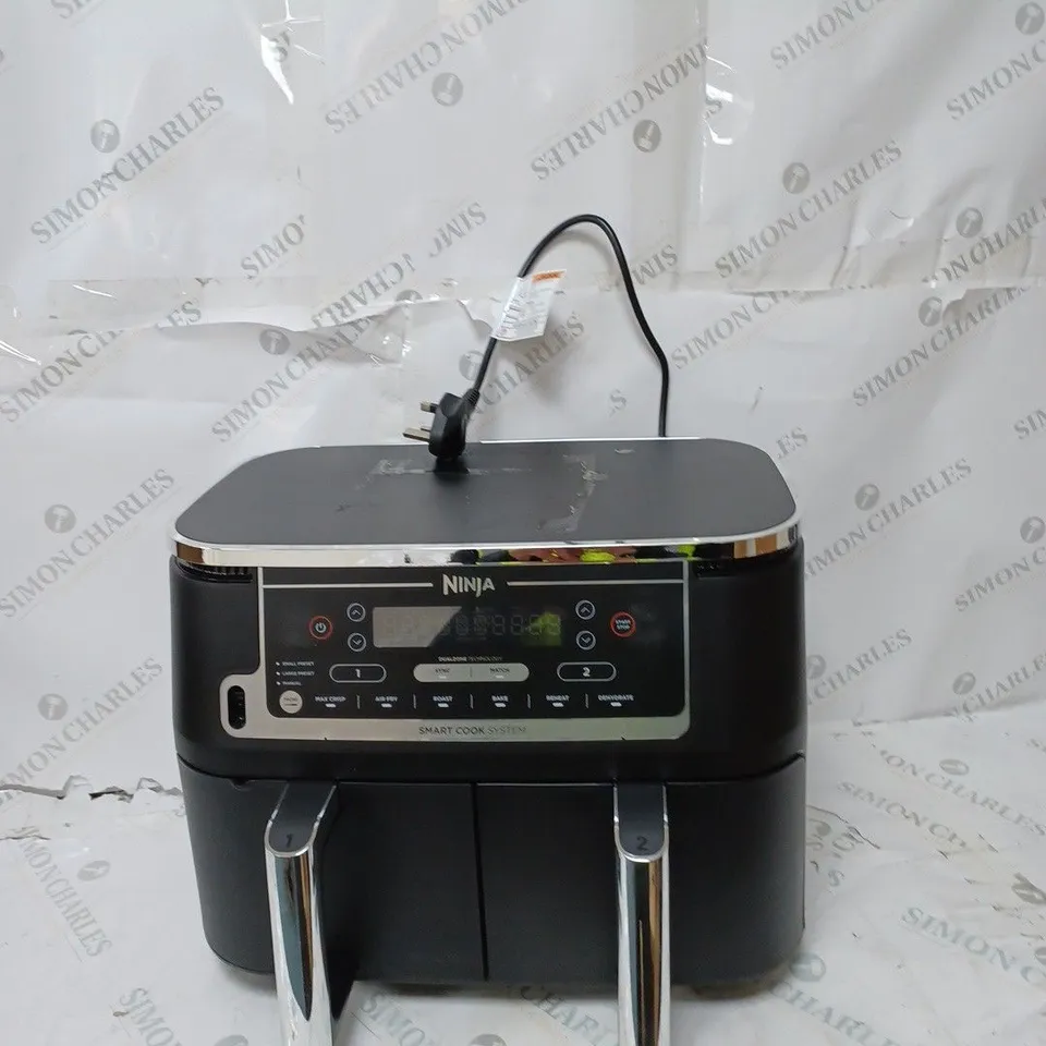 BOXED NINJA FOODI MAX DUAL ZONE 9.5L AIR FRYER AF451UK