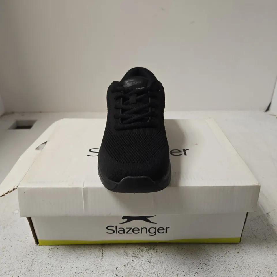 SLAZENGER MEMORY FOAM TRAINERS - KIDS, BLACK, UK 5
