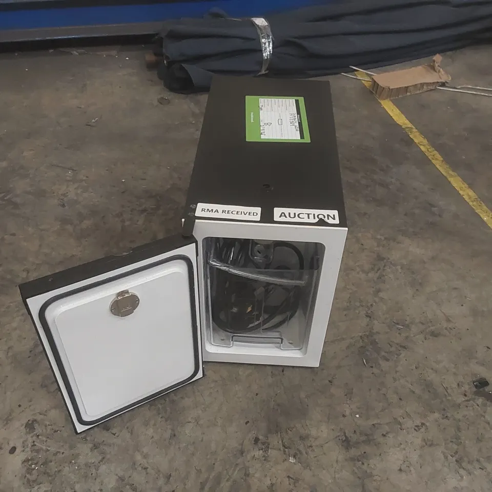 VITRIFRIGO COMMERCIAL MILK CHILLER FOR COFFEE MACHINE