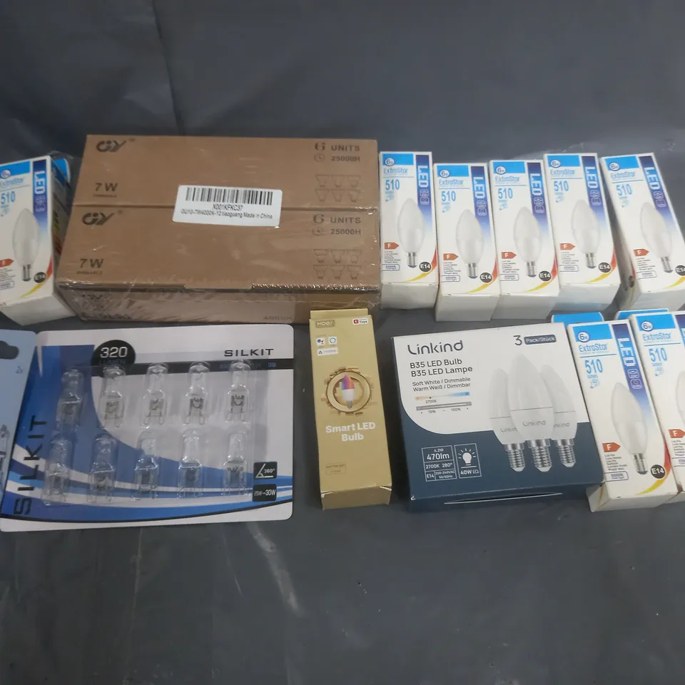 BOX OF APPROXIMATELY 8 ASSORTED ITEMS TO INCLUDE - SMART LED BULB, EXTRA STAR BULB, AND SILKIT ETC. 