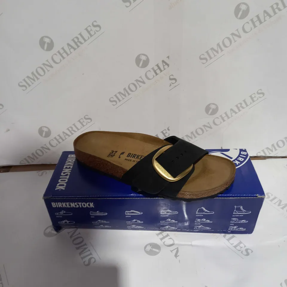 BOXED PAIR OF BIRKENSTOCK MADRID BIG BUCKLE UK 4.5