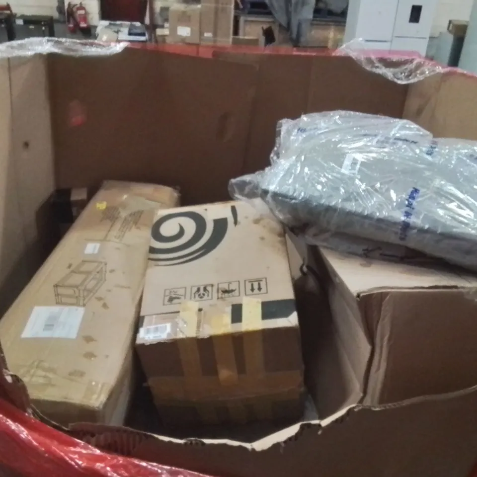 PALLET OF ASSORTED HOUSEHOLD GOODS AND PRODUCTS TO INCLUDE;CHUCK HEATER,PLAYPEN,PET BED