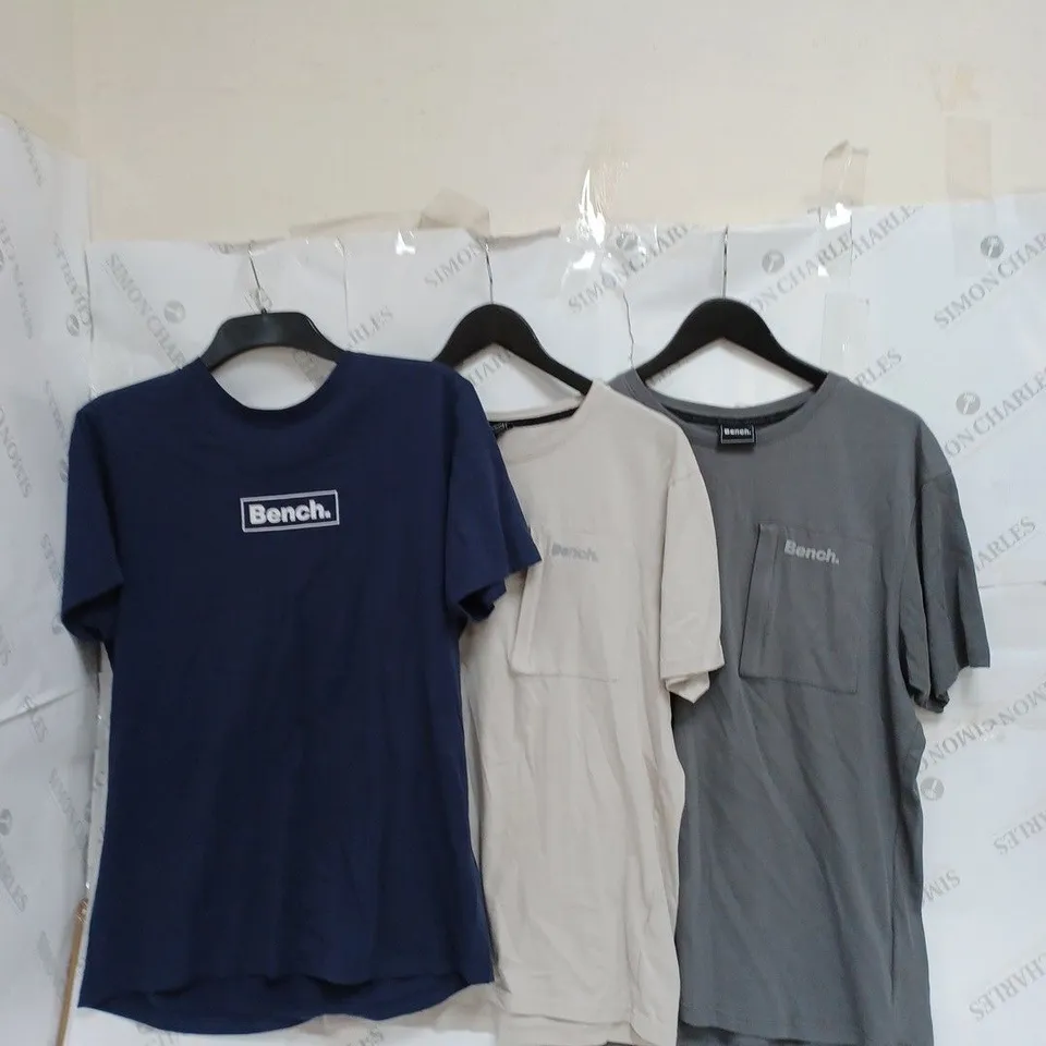 23 SIGNITURE BENCH TSHIRTS IN BLACK, DUNE, GREEN, AND NAVY E.G.