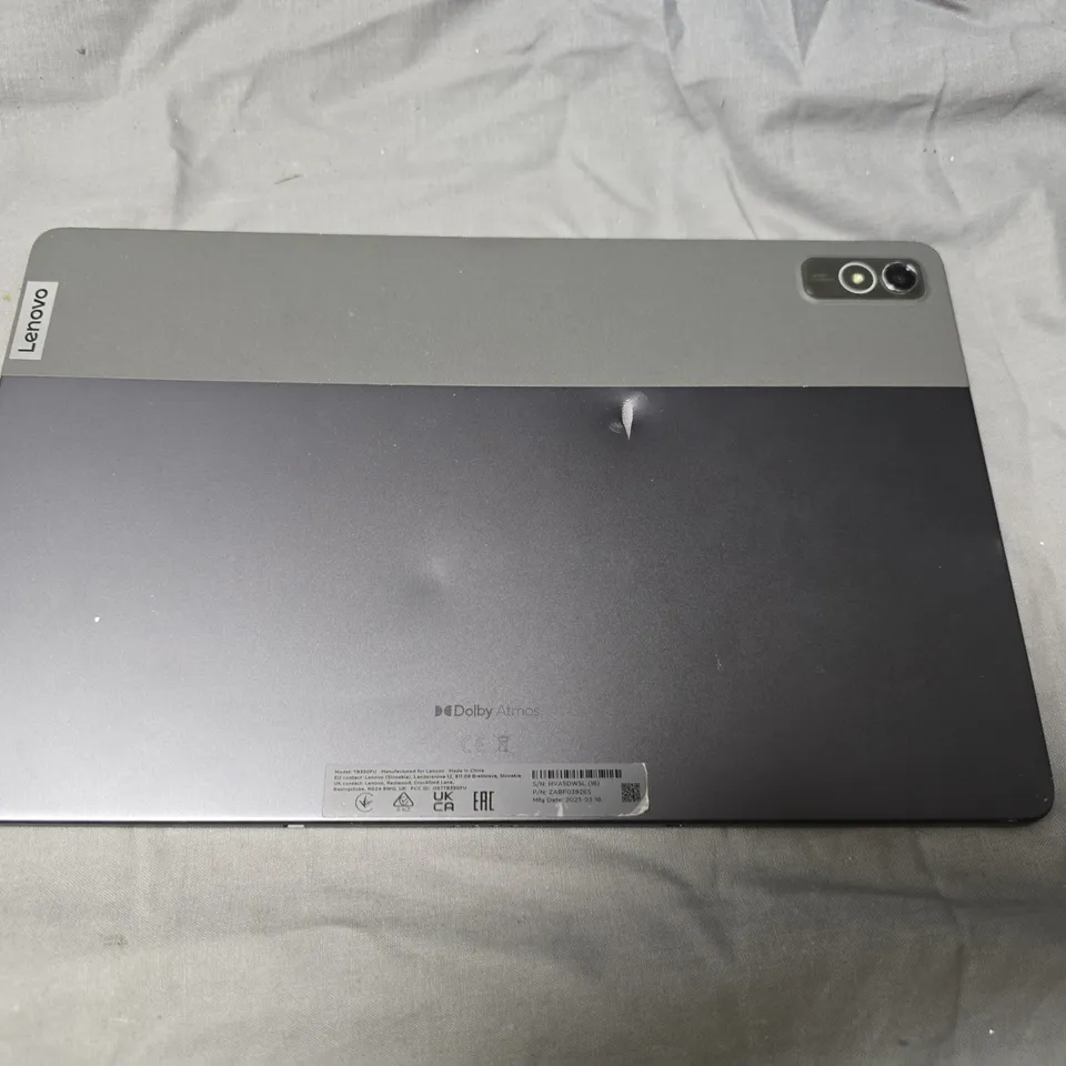 LENOVO TABLET – DOLBY ATMOS BRANDING, TWO-TONE BACK TB350FU