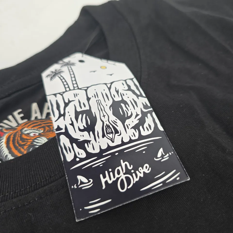 HIGH DIVE APPAREL T‑SHIRT – BLACK, LARGE (EVERYTHING IS F*CKED)