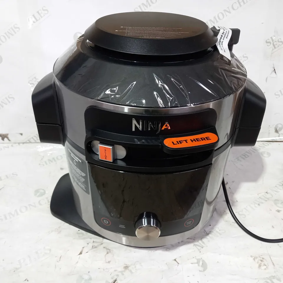 NINJA FOODI SMARTLID 7.5L MULTI COOKER & AIR FRYER
