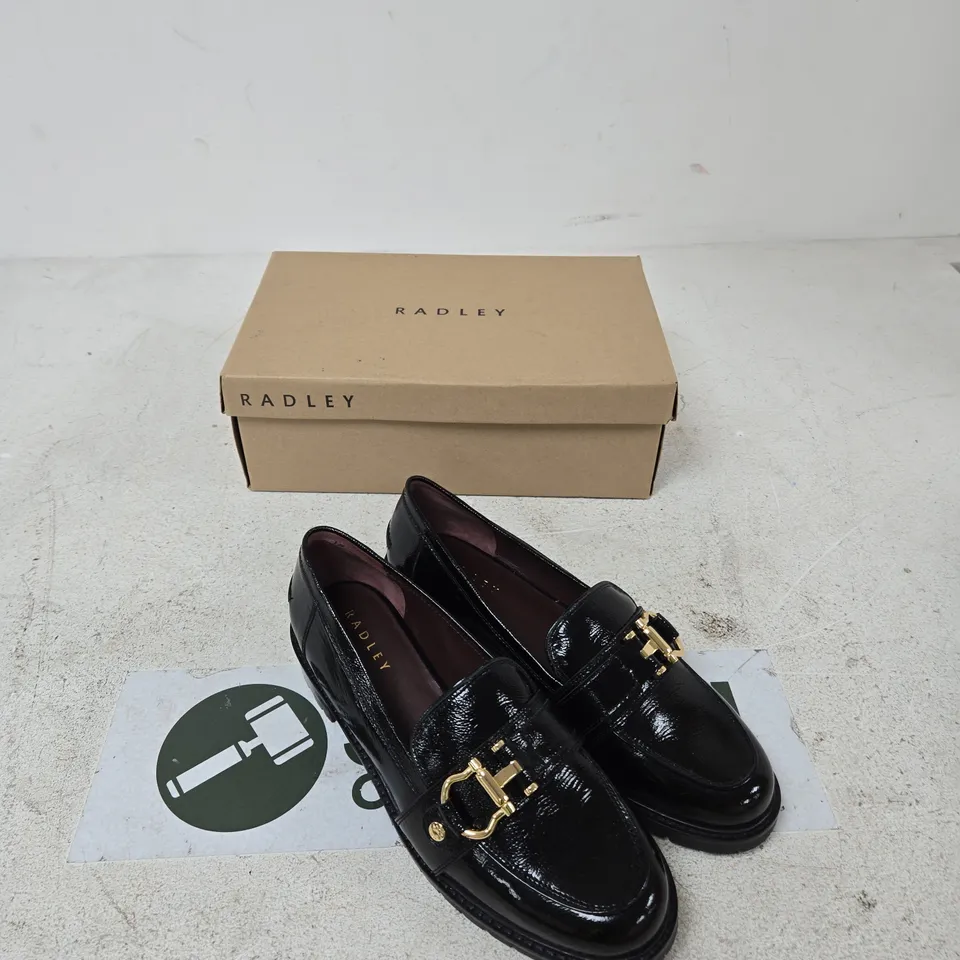 RADLEY LINDEN ROW LADIES' BLACK LEATHER LOAFERS – UK 7 (EU 40)
