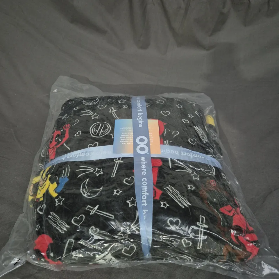 SEALED OODIE OVERSIZED HOODED BLANKET - MARVEL