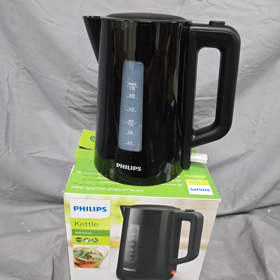 BOXED PHILIPS DAILY COLLECTION KETTLE