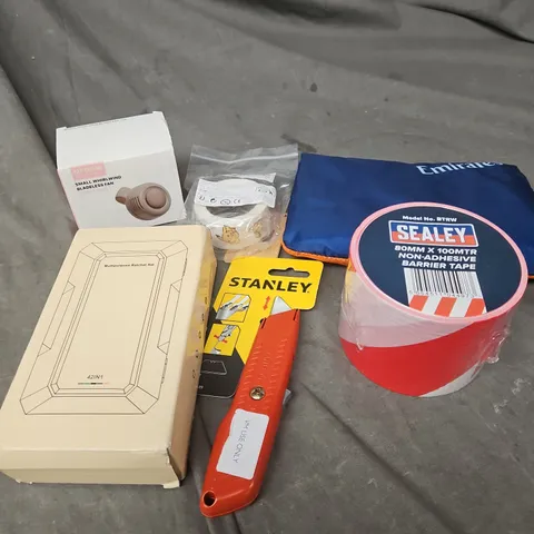 APPROXIMATELY 15 ASSORTED HOUSEHOLD ITEMS TO INCLUDE RATCHET SET, STANLEY KNIFE, BARRIER TAPE ETC 