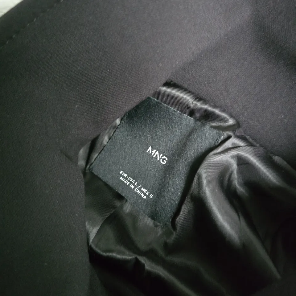 MNG BLACK DOUBLE-BREASTED COAT – EU L