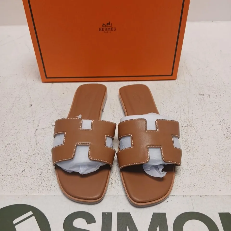HERMES ORAN LEATHER SANDALS – BROWN, BOXED SIZE 38