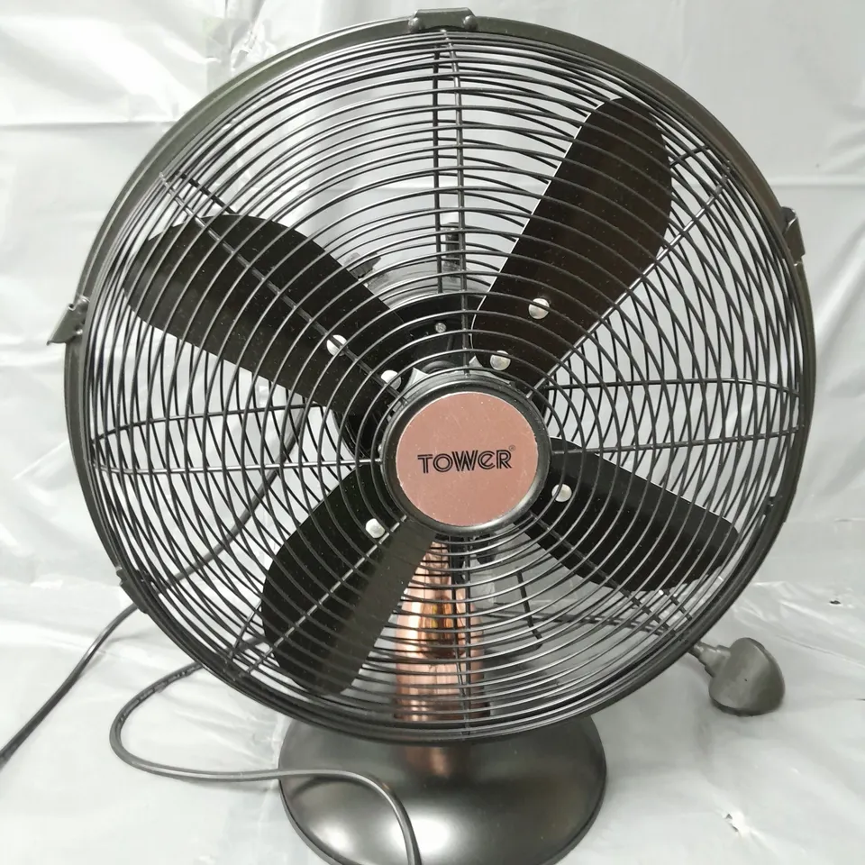 TOWER T611000B CAVALETTO 12 INCH METAL DESK FAN RRP £45