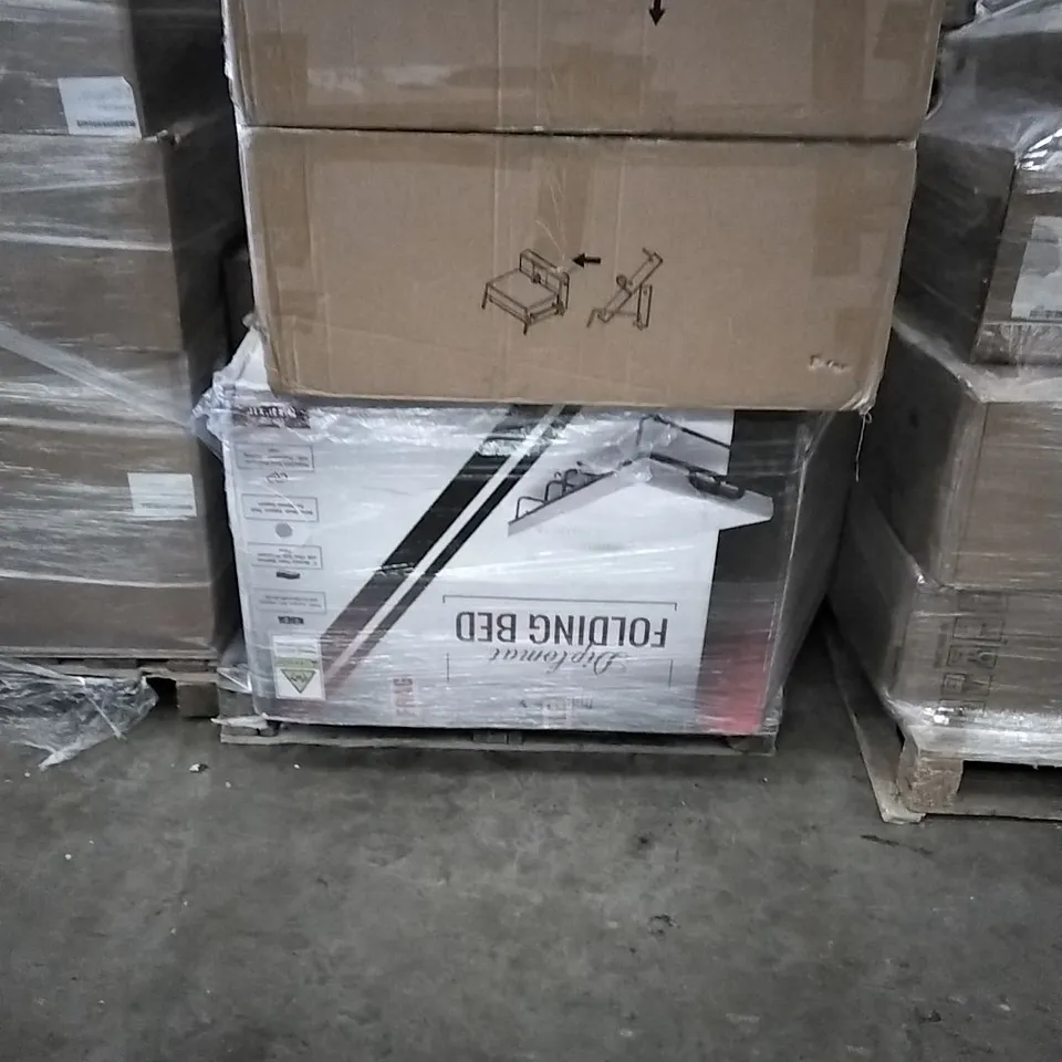 PALLET OF ASSORTED ITEMS INCLUDING ELEGANT WHITE RADIATOR, SOFA BED, FUTON AND GAMING DESK