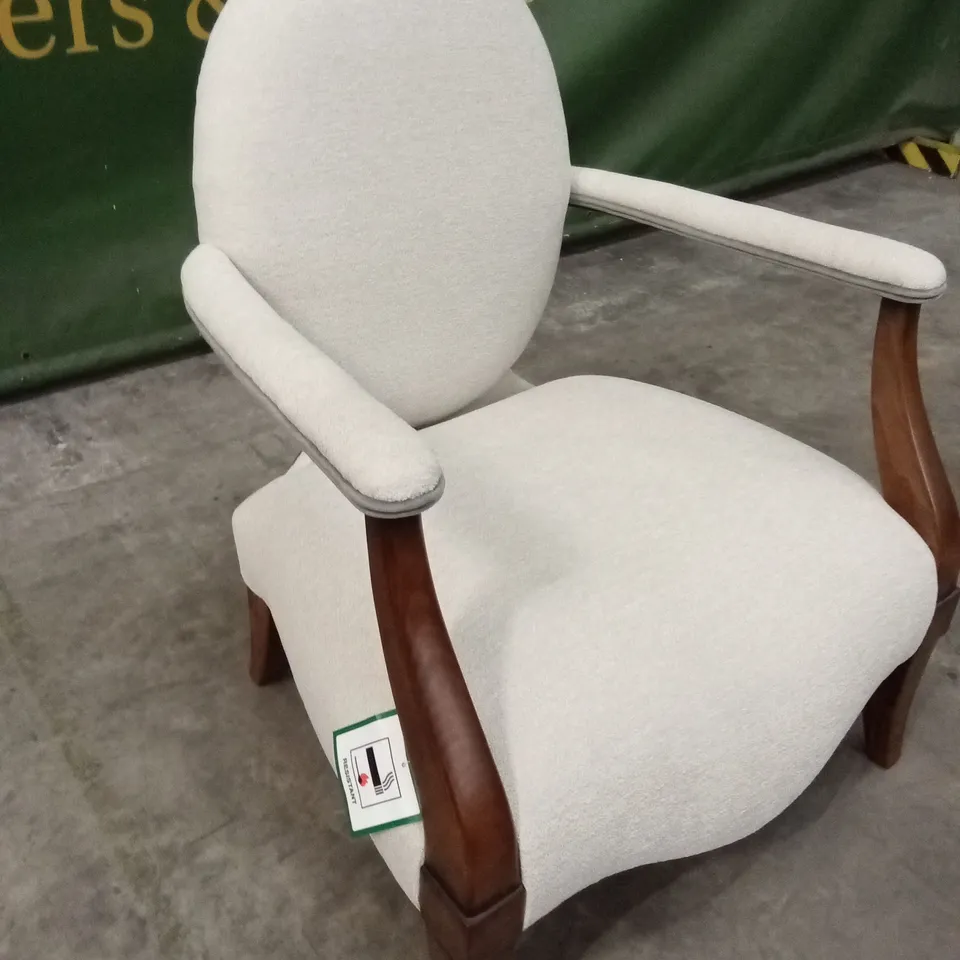 QUALITY HIGH-END DESIGNER FABRIC ACCENT CHAIR