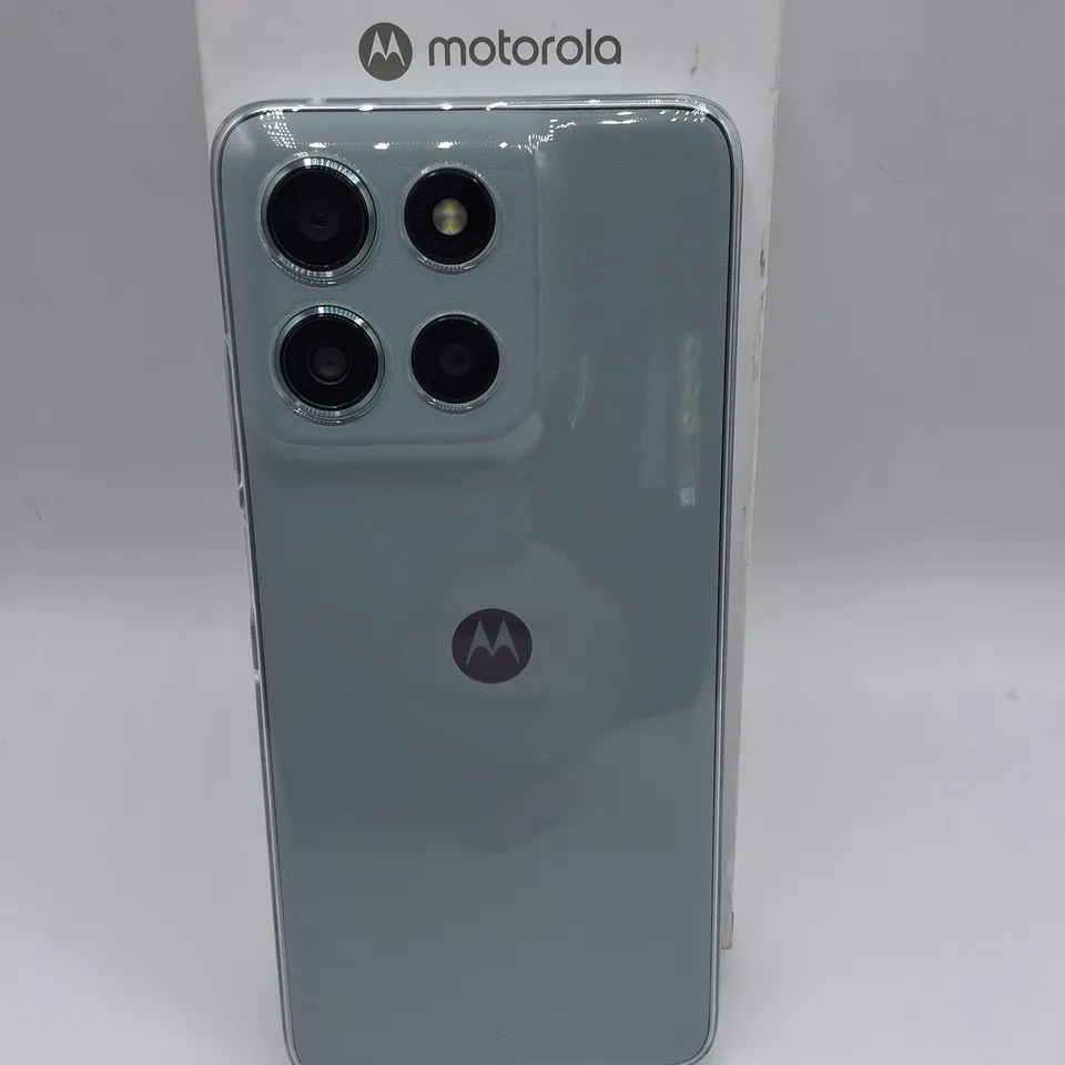 BOXED MOTOROLA MOTO G56 5G 8/256GB IN PHANTOM GREY - XT2529-2