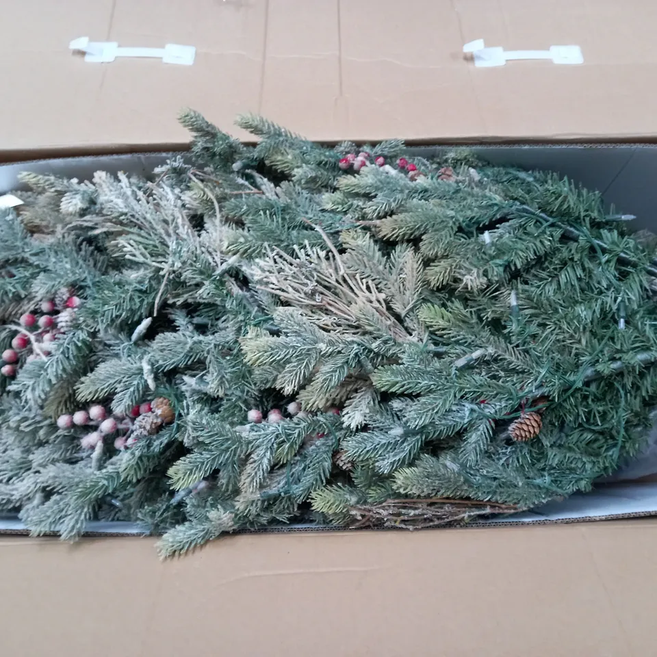 AC SUGAR SPRUCE TREE DUSTED 7FT - COLLECTION ONLY