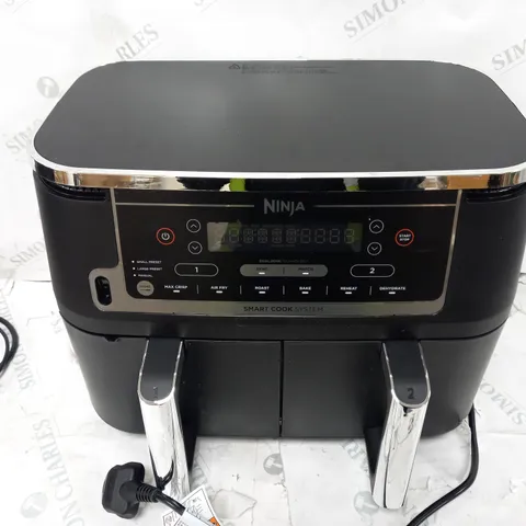 BOXED NINJA FOODI MAX DUAL ZONE 9.5L AIR FRYER AF451UK