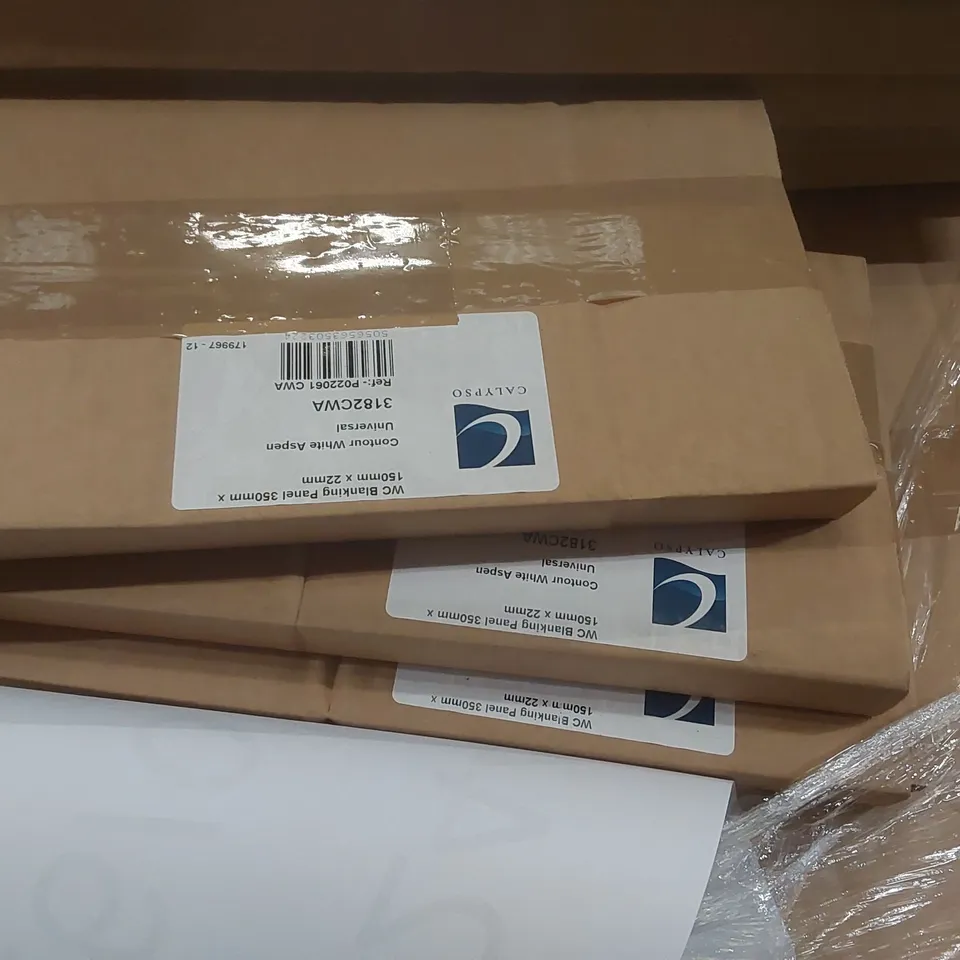 PALLET CONTAINING A LARGE QUANTITY OF ASSORTED BATHROOM FURNITURE PARTS INCLUDING: BLANKING PANELS, VANITY END PANELS ECT