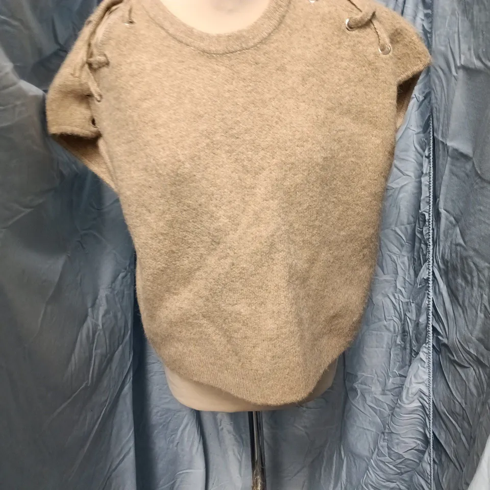 ZARA KNIT SWEATER WITH SHOULDER LACE-UP DETAIL – UK SIZE S (CAMEL)