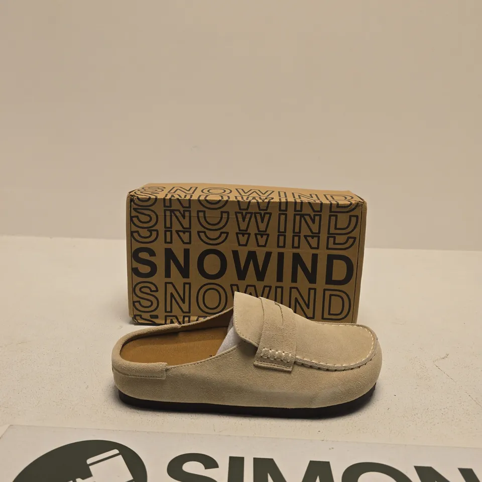 SNOWIND BEIGE SUEDE LOAFERS – BOXED SIZE EU 37