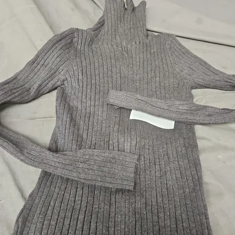 BERSHKA WOMEN'S RIBBED KNIT TURTLENECK SWEATER – GREY – SIZE S