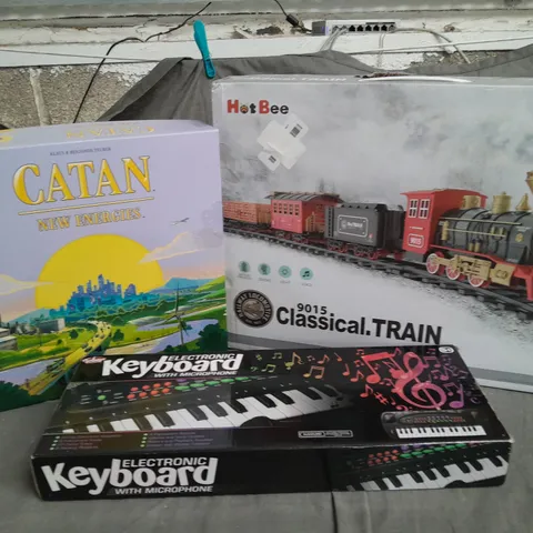 3 TOYS TO INCLUDE KLAU & BENJAMIN TEUBER CATAN NEW ENERGIES, HOT BEE 9015 CLASSICAL TRAN, ELECTRONIC KEYBOARD