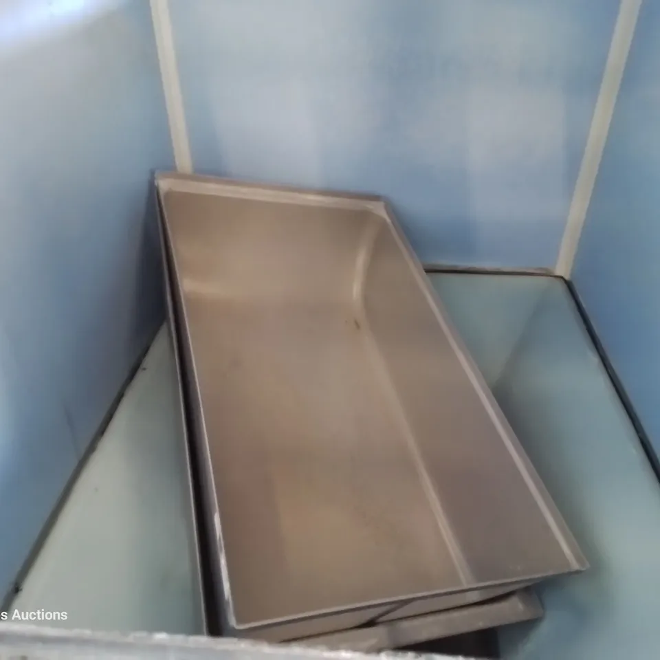 FOLLETT ICE STORAGE HOPPER & STAND Model LQ1BASE