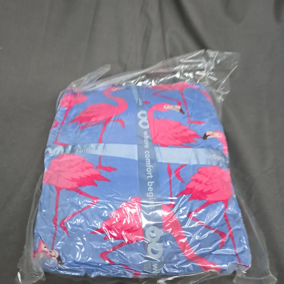 OODIE HOODED OVERSIZED BLANKET - FLAMINGO   